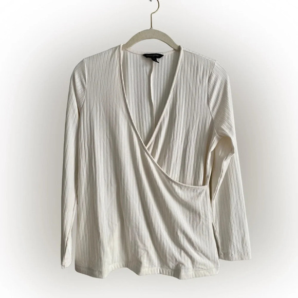 Banana Republic  White Wrap Long Sleeve Ribbed Top Size M - Picture 1 of 11
